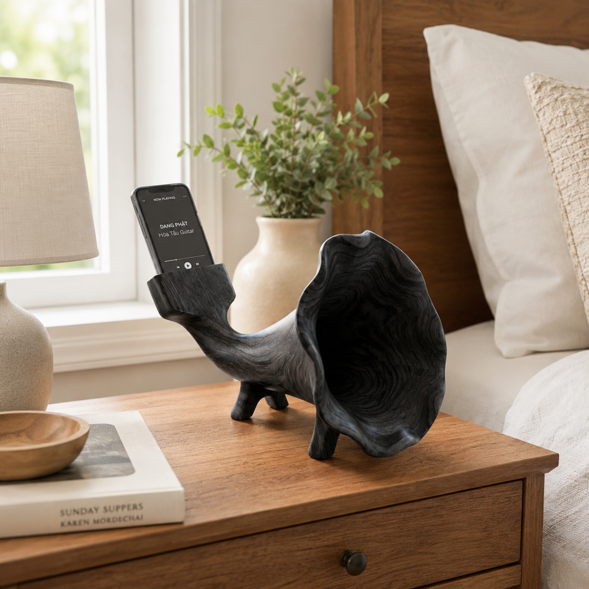 Handcrafted Solid Wood Gramophone Phone Amplifier for Music Lovers