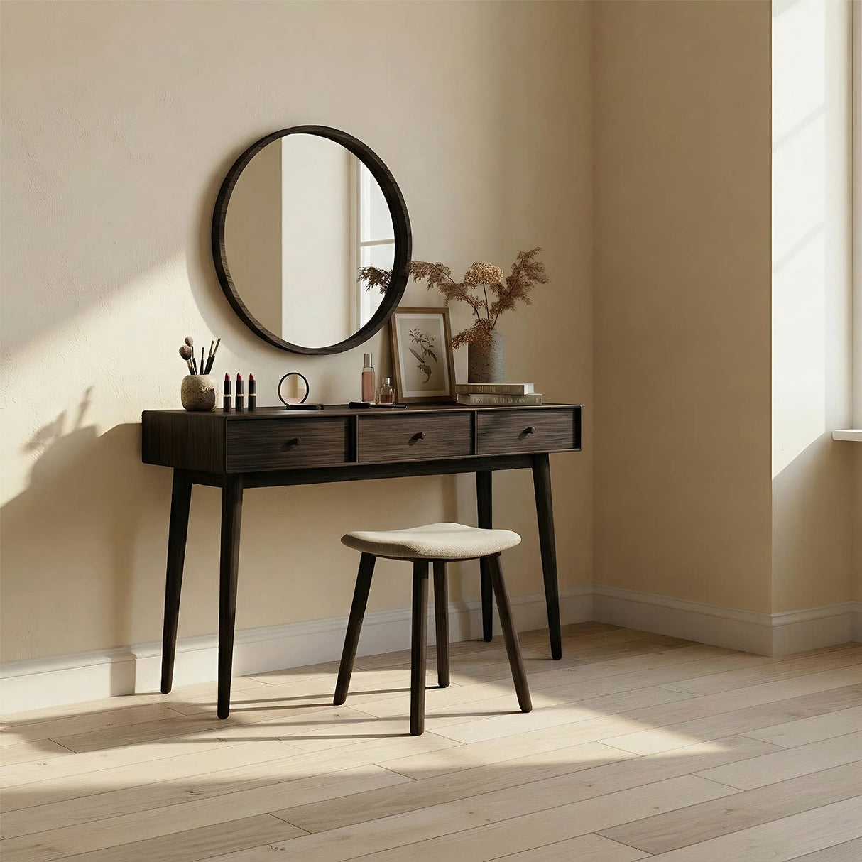 Solid Wood Vanity Table with Three Drawers